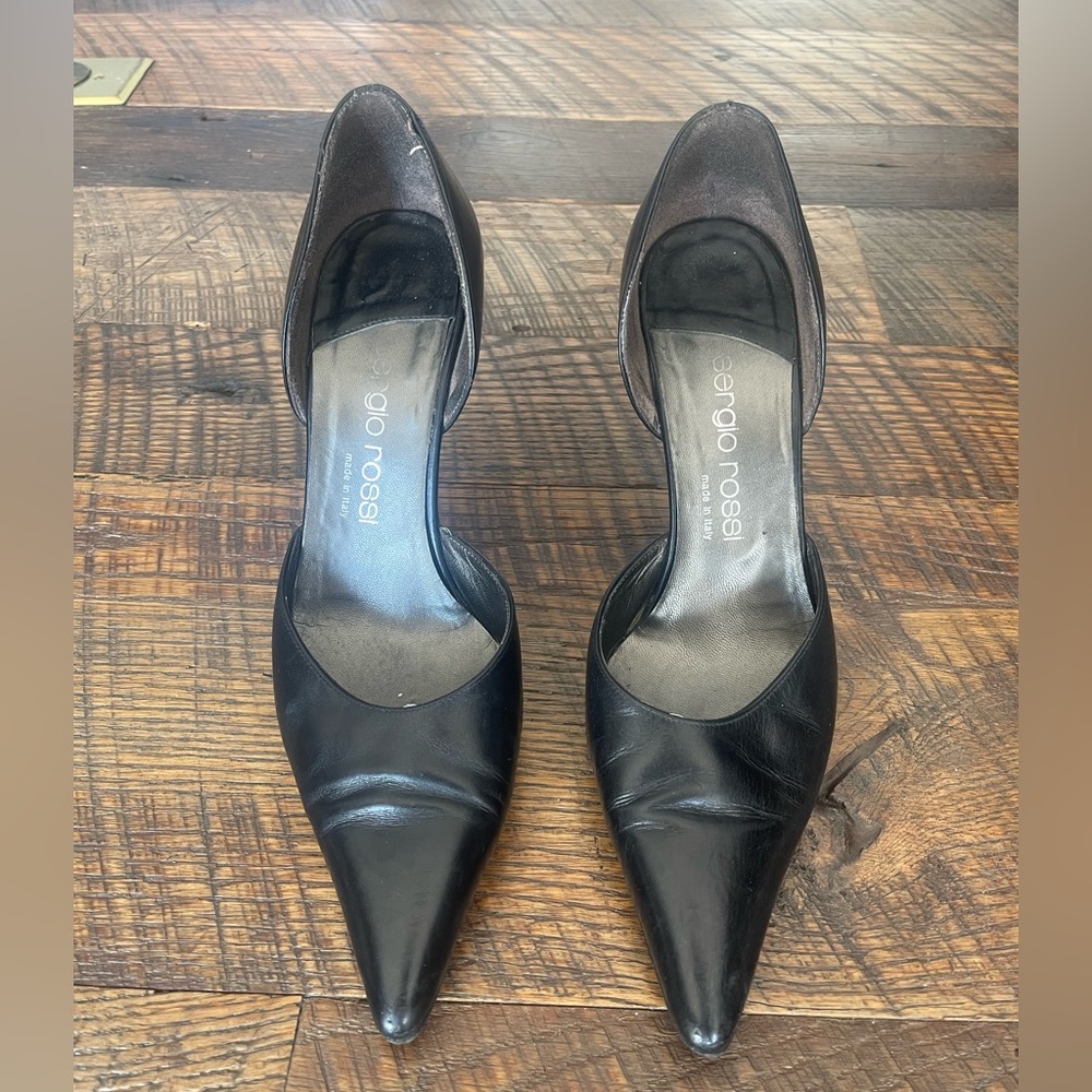 Sergio Rossi black leather heels GUC size 39 US 8
